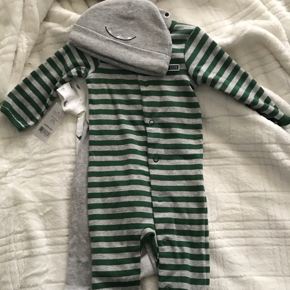 Baby carter cloths 6m